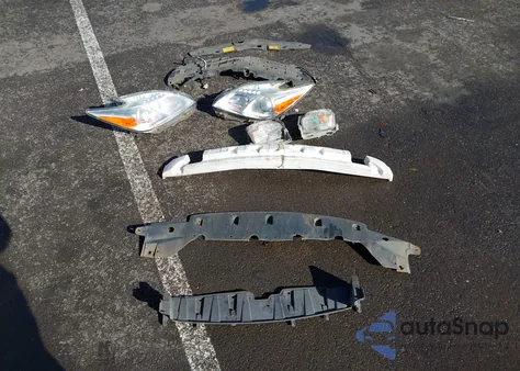 2014 Toyota Prius Three z USA, uszkodzony, nr VIN JTDKN3DU8E1833930